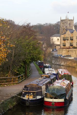 skipton canal 1 sm.jpg